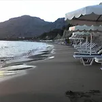 Island Blue 3* Πεύκος