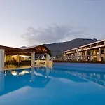 Ξενοδοχείο με διαμερίσματα Island Blue Πεύκος