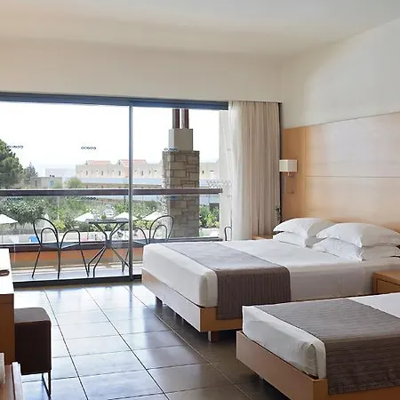 Island Blue Aparthotel