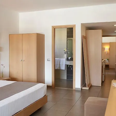 Aparthotel Island Blue