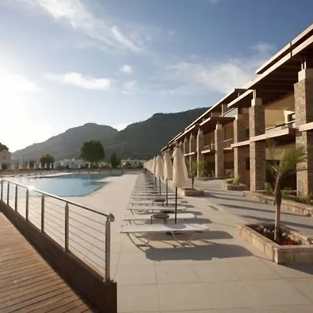 Island Blue Aparthotel Pefki