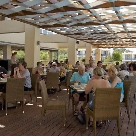 Island Blue Aparthotel