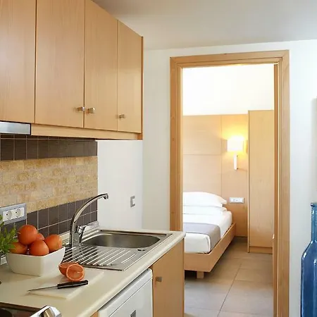 Island Blue Aparthotel Pefki